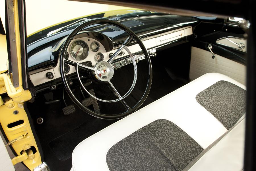  Ford Fairlane Crown Victoria Coupe 1956 года  (фото 11 из 11)